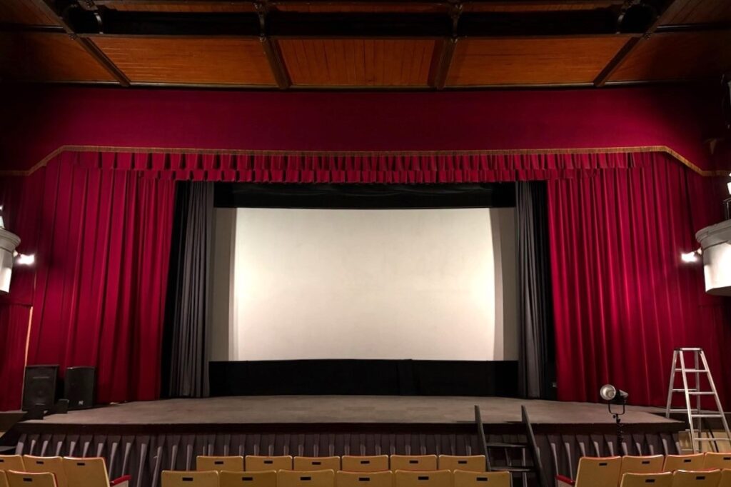 115年ぶりの天井裏で　「触れられざるもの」に触れた、改修の記録